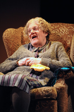 annie woodward_01_full.jpg